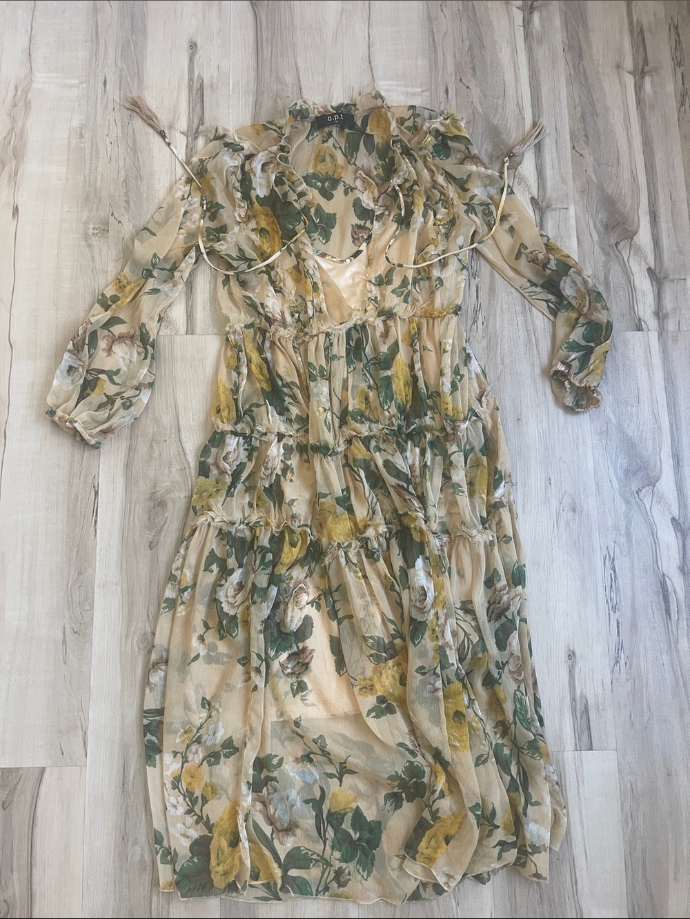 Floral Tiered Long-Sleeve Midi Dress - Beige & Green